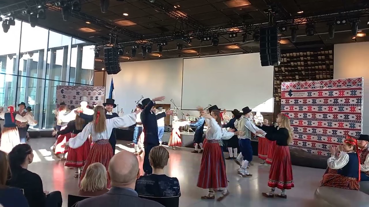 ERM tantsib: Süit Kagu-Eesti tantsudest