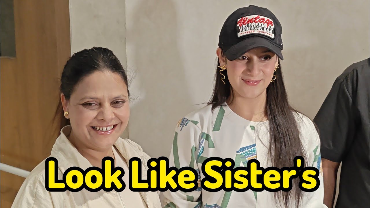 Isha Malviya With Mother Look Like Sister's Arrive For New Project With T-Series New Song | BB17