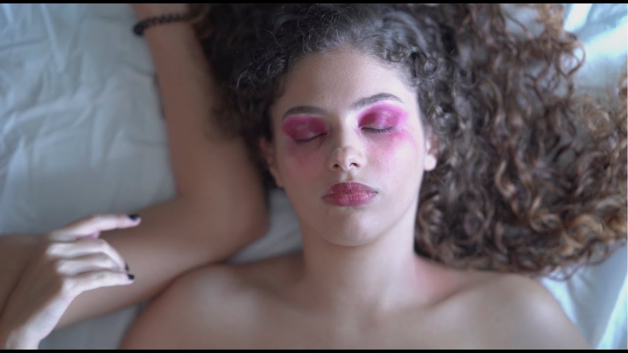 REINA DE LA NOCHE - HORA LÍMITE Videoclip Oficial