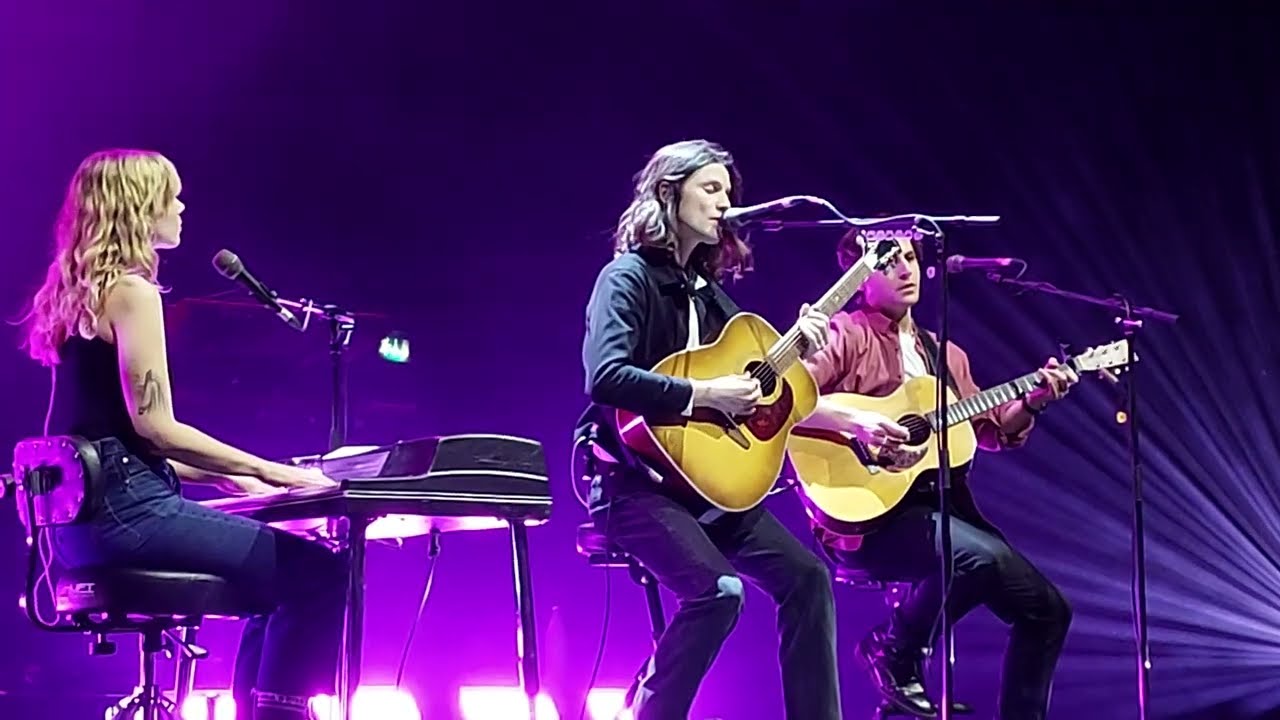 James Bay - Silent Love (Londres🇬🇧 02 Décembre 2022 LEAP Tour 02-12-2022 LONDON)