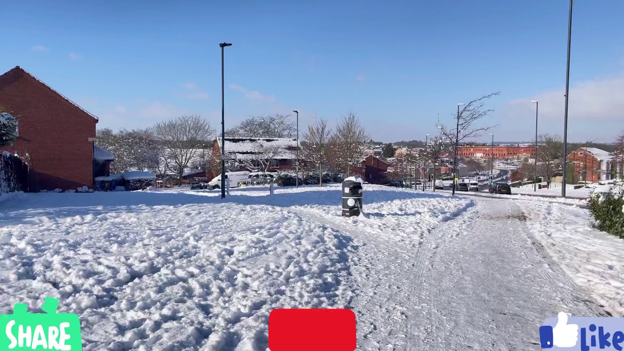 Snow and snowing in derby Uk ⛄️🌨2021