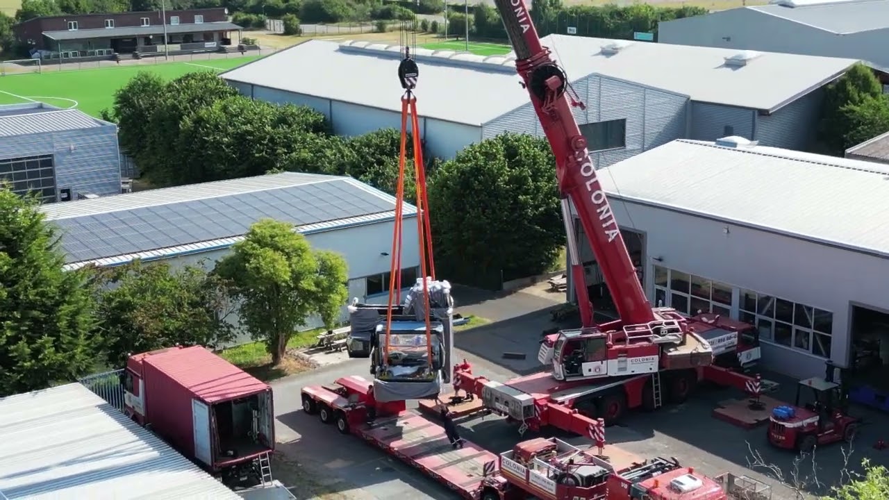 Schwerlast Verladung: CYPORT Portalfr&auml;smaschine von EDEL CNC