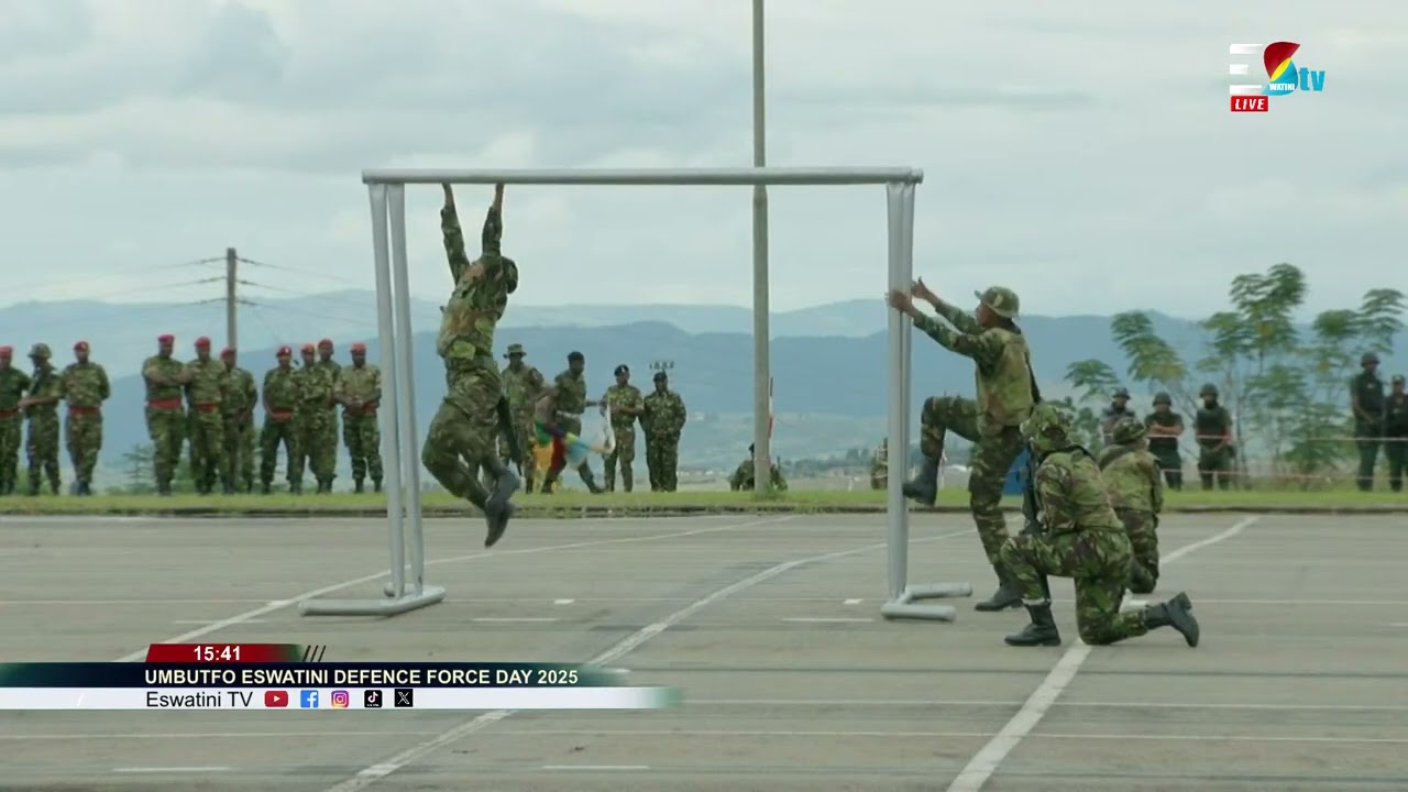 ARMY DAY 2025 | Women display