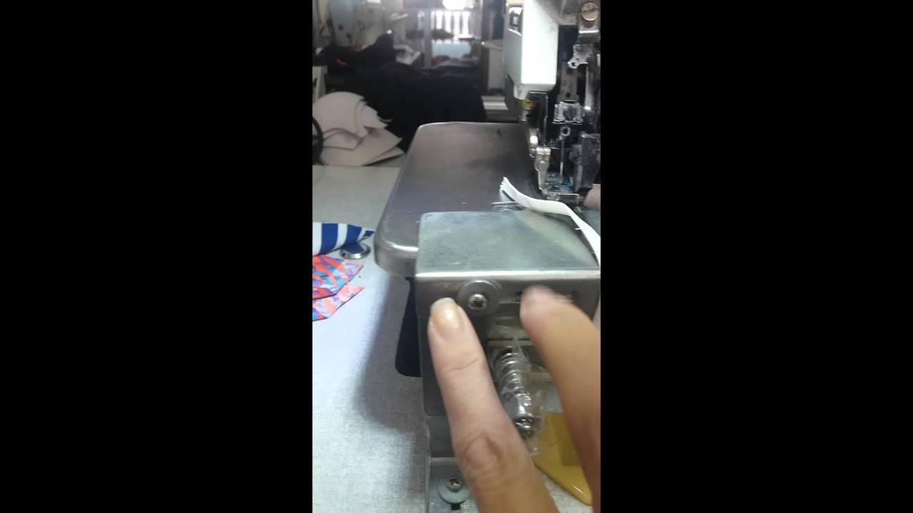 como instalar o aparelho de colocar elástico na overloque