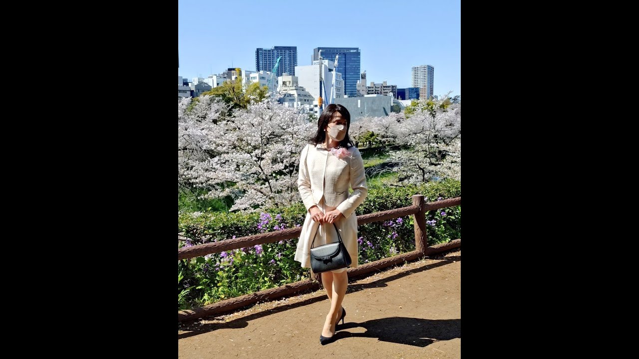 【女装】ママ友とセレモニースーツ女装で入学式のママ成りきりと桜の花見もしてきました
