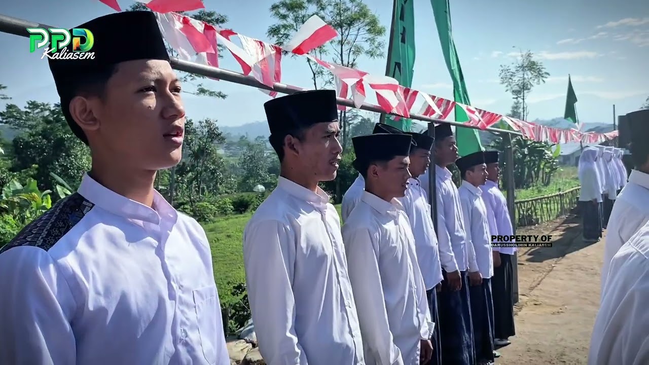 Higlight Upacara Hut RI ke-80 PONPES DARUSSHOLIHIN KALIASEM