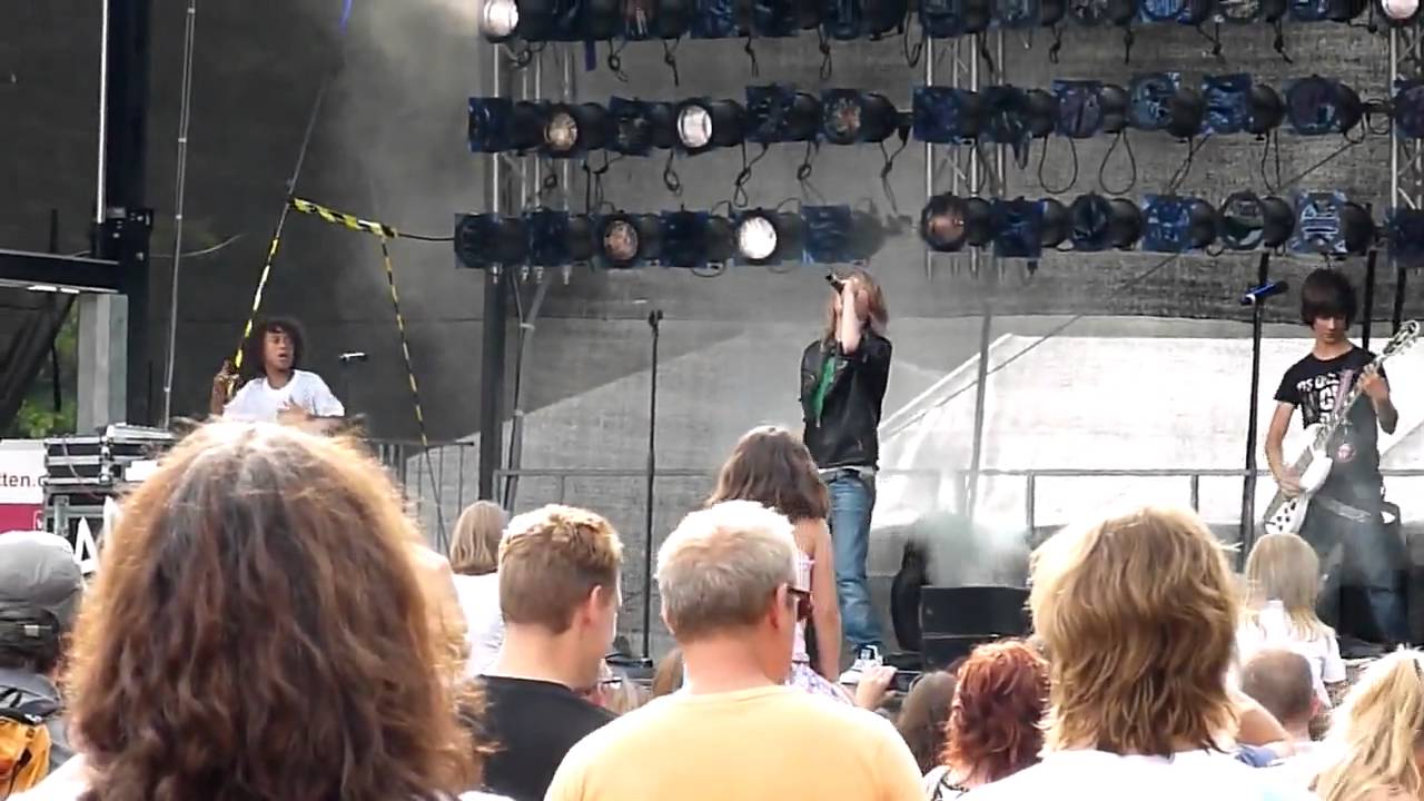 Apollo 3 - Unverwundbar LIVE / 1. Ballonfestival in Köln am 22.08.2010 auf den Jahnwiesen