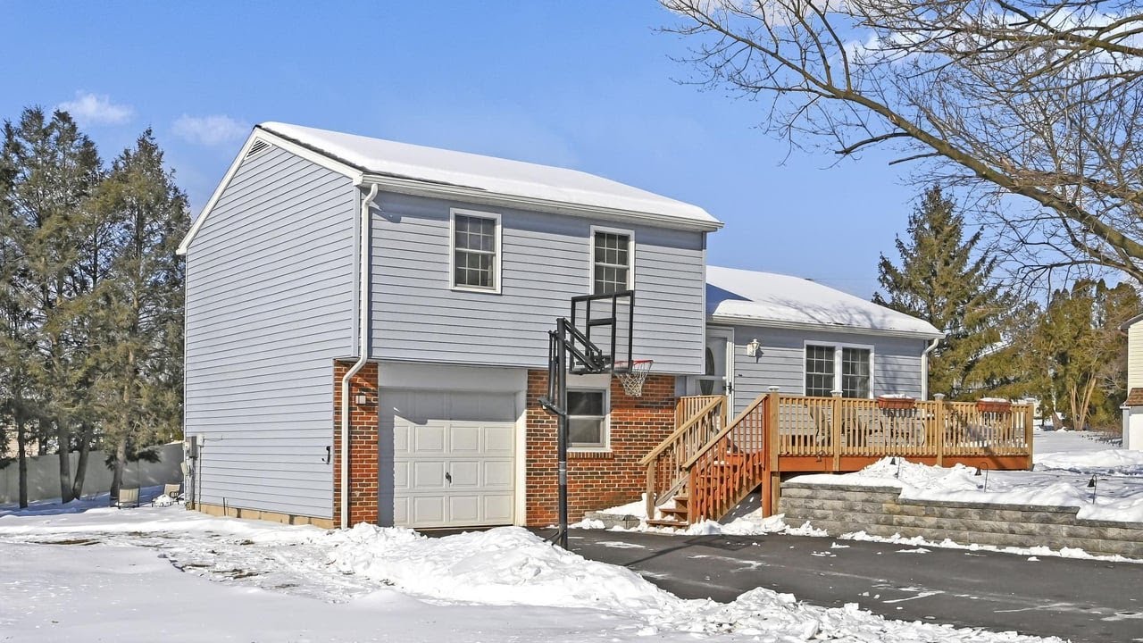 1030 Stellar Dr, Mount Joy, PA
