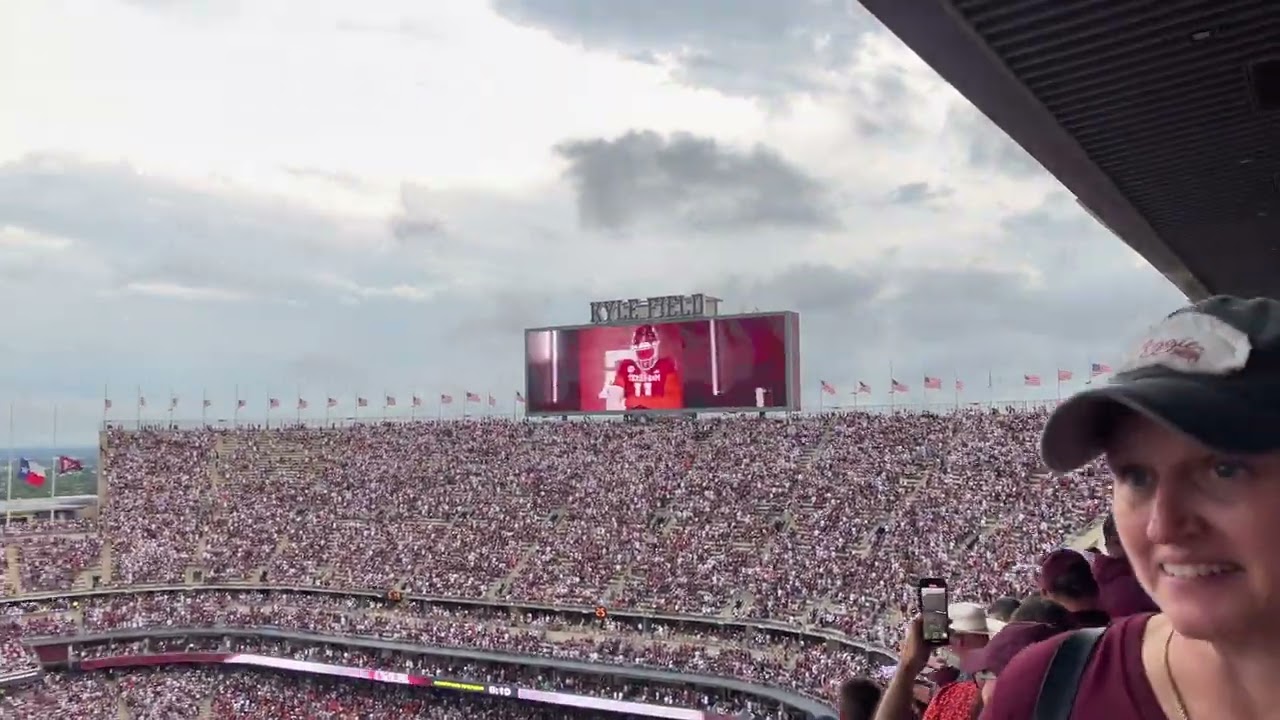 2025 Texas A&M Football Team Entrance vs UTSA