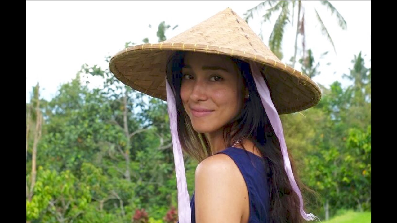 A Different Side of Bali (Discovering Indonesia)