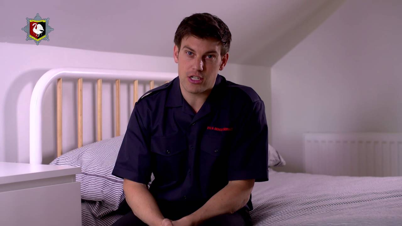 Electrical, smoking and candle safety - Buckinghamshire Fire & Rescue Service
