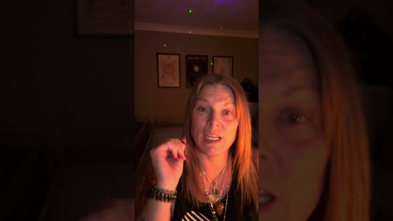 Messages from the universe ( oracle messages) 