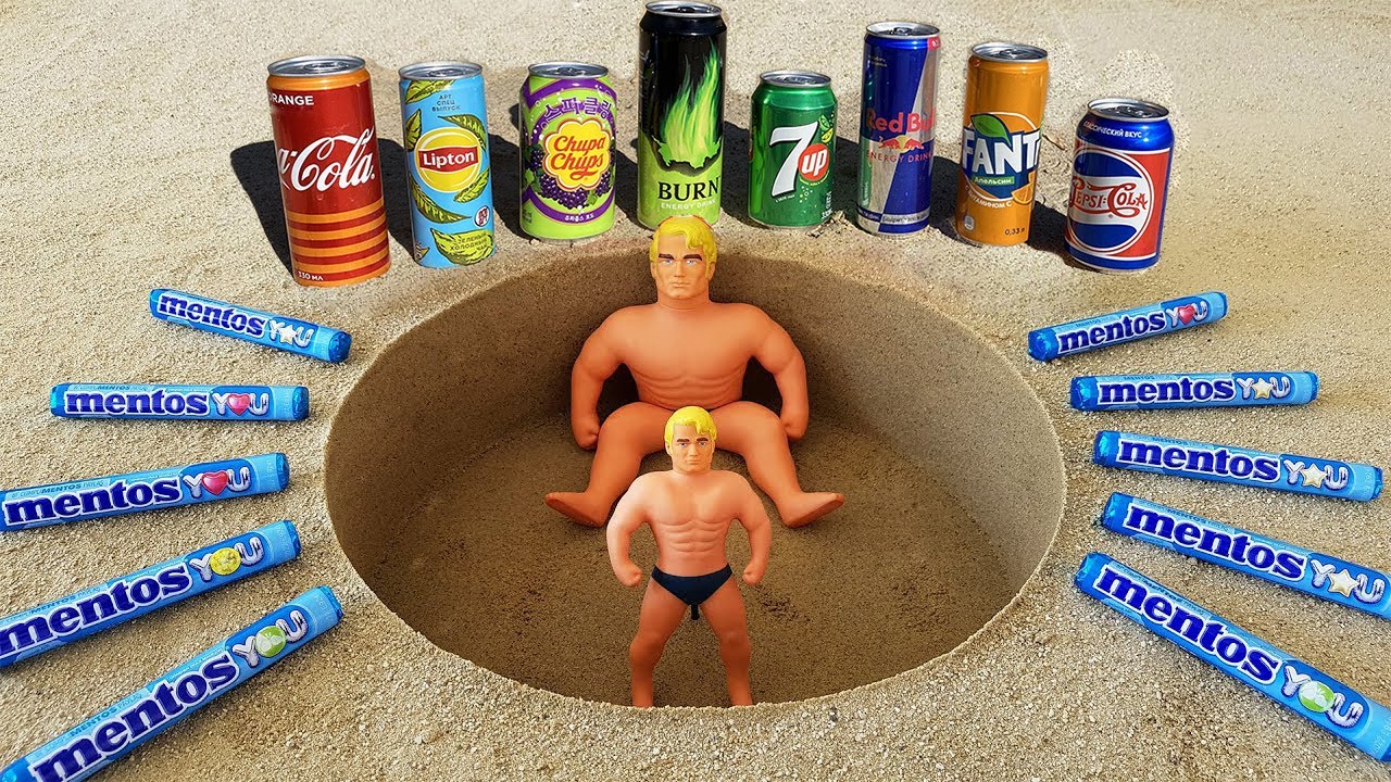 Big Stretch Armstrong VS Small, Cola, Fanta, Sprite, Pepsi, Fruko, Yedig&uuml;n and Mentos Underground