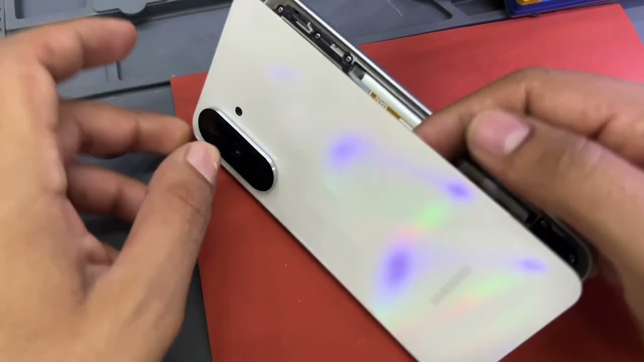 Samsung A56 detecta humedad en el puerto de carga. Soluciones para que vuelva a cargar.