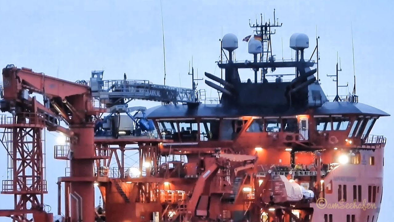 Drehung Windpark Versorgerschiff ESVAGT FROUDE IMO 9703461 OWWN2 seabound offshore supply ship