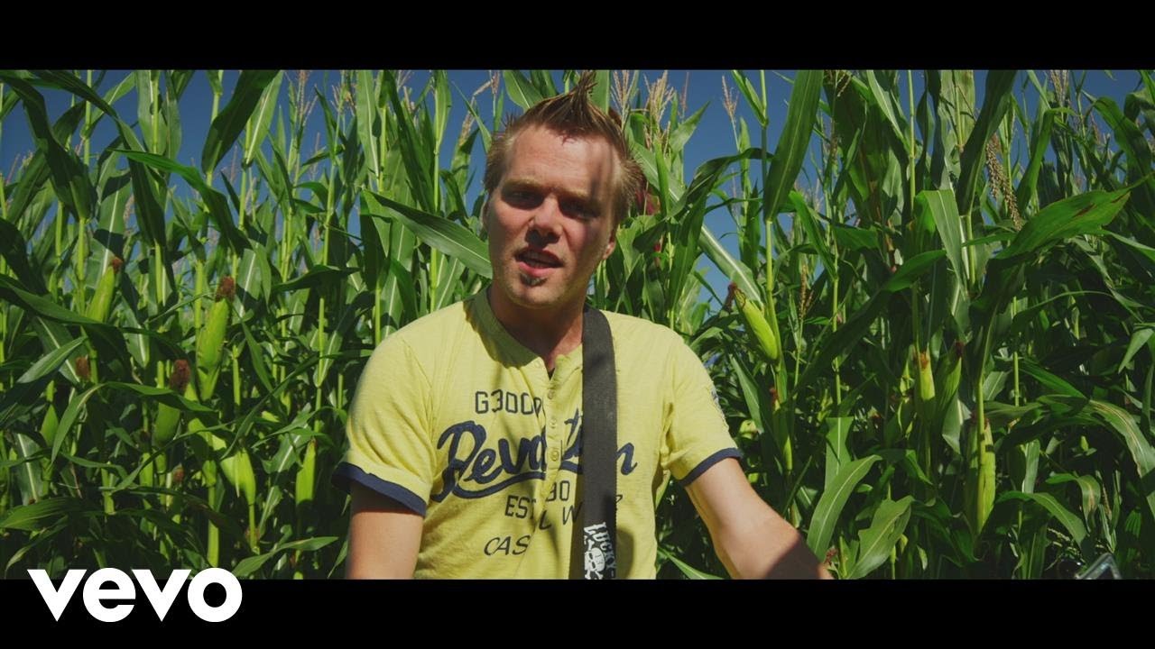 QL - Es Bett Im Chörnfäud (Videoclip)