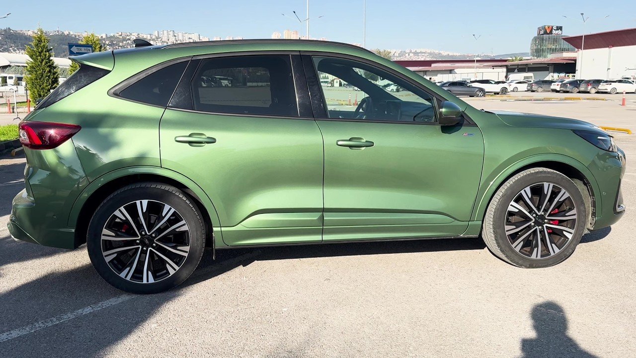 2026 Ford Kuga ST Line X - Exterior and Interior