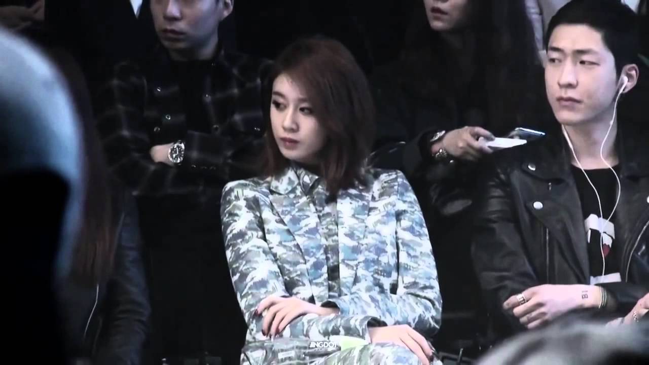 Ji Yeon at 2014 F W Seoul Fashion Week - Jingdot's [140323]