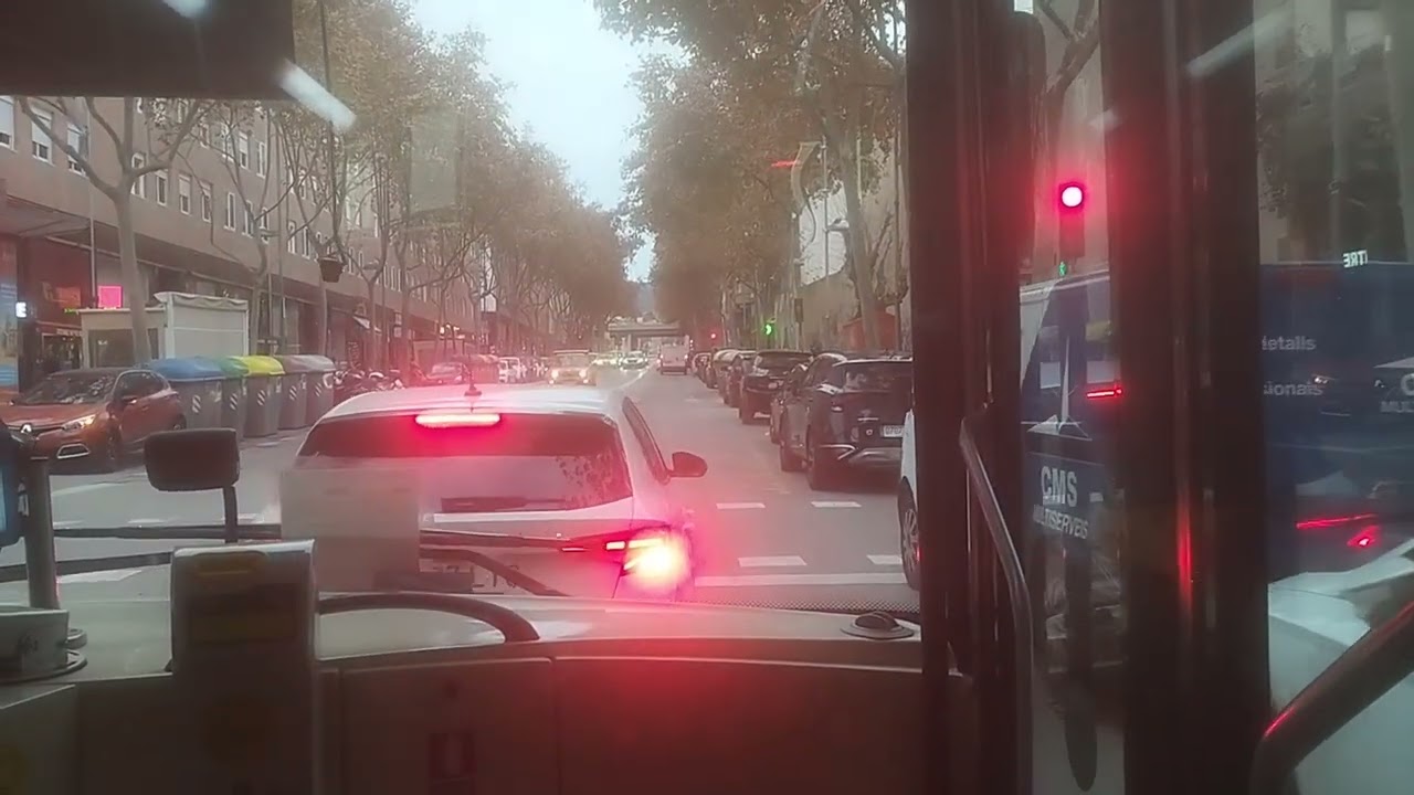 Viaje en el coche 595 de Tusgsal en la B8 recorriéndola entera