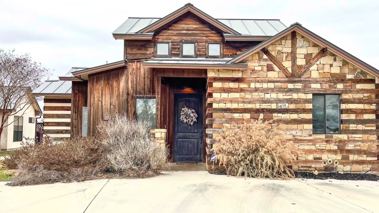 1756 Gruene Vineyard Crossing New Braunfel, TX 78130