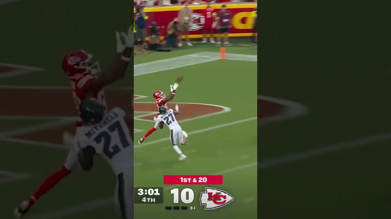 MAHOMES LAUNCHED THIS TO TYQUAN THORNTON FOR THE TUDDY #nfl #nflfootball