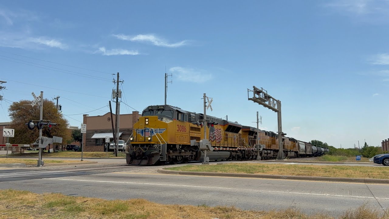 UP SD70ACe-T4 3086 w/ Nice K5LLA Leads Ethanol Empties on 8/27/26