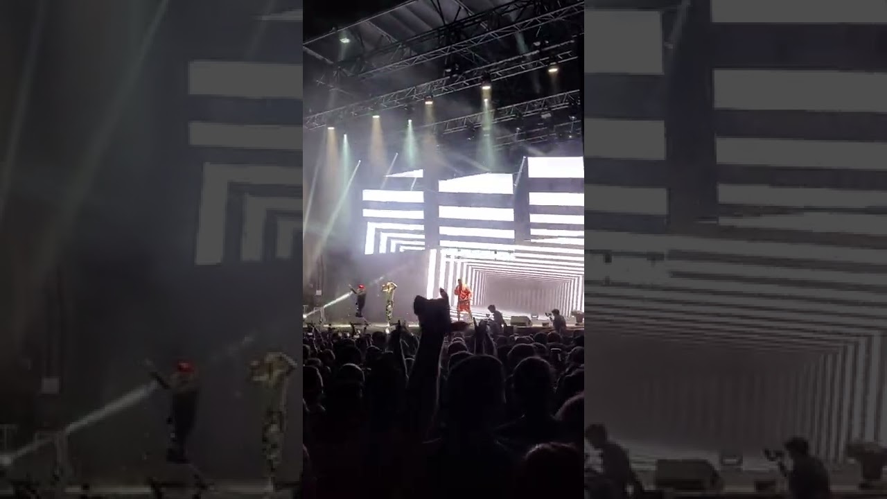 Natos, Waor y Recycled J (HDLR) - Delirium (Live)