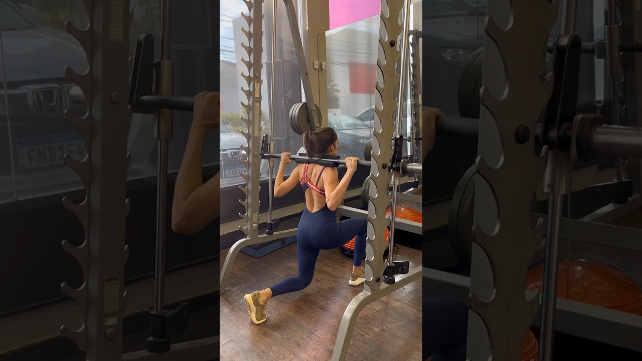 Afundo no Smith - Consultoria Tha&iacute;s Rodrigues #personaltrainer