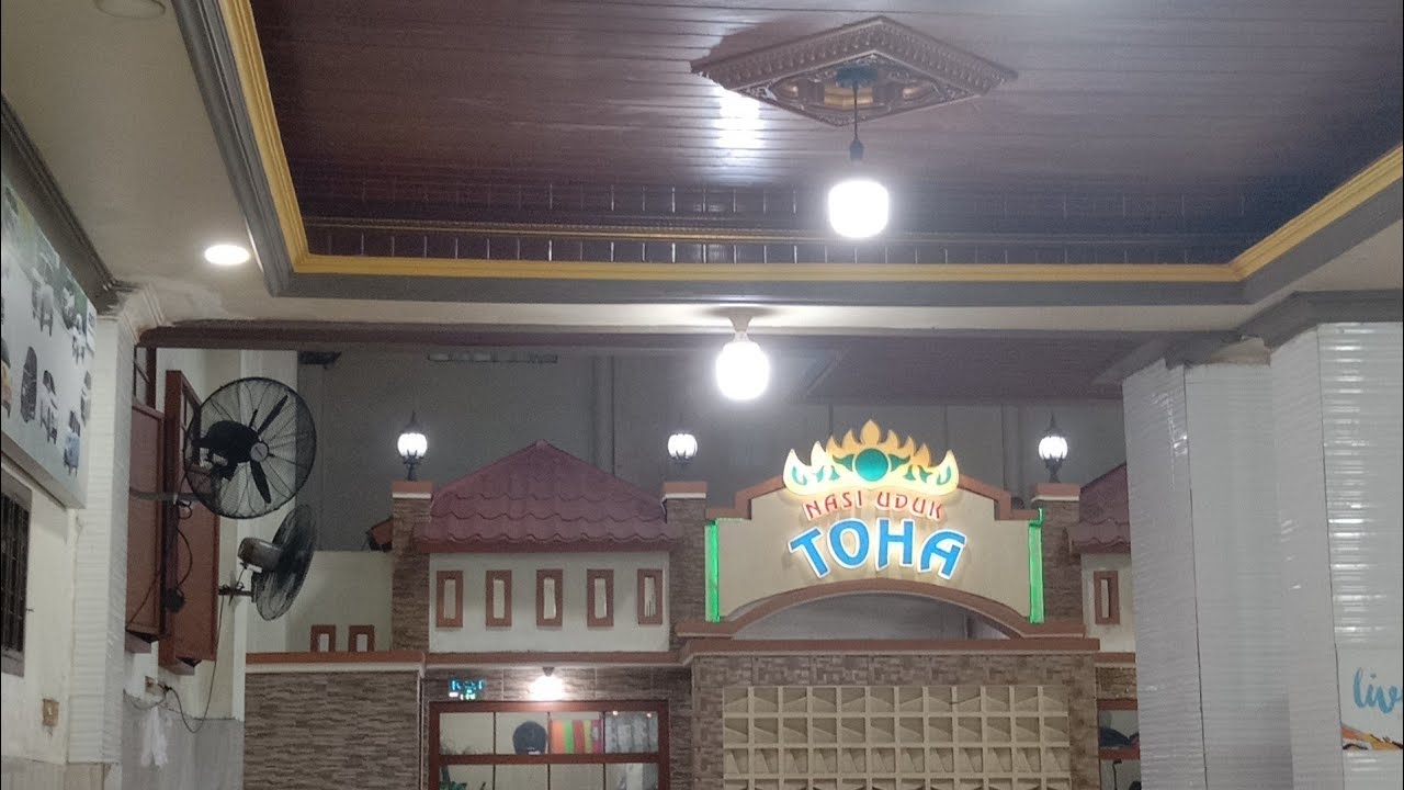 Yusuf asydiqyah sedang live sekarang! jualan nasi uduk sore #riviewfood #chiken #asmr