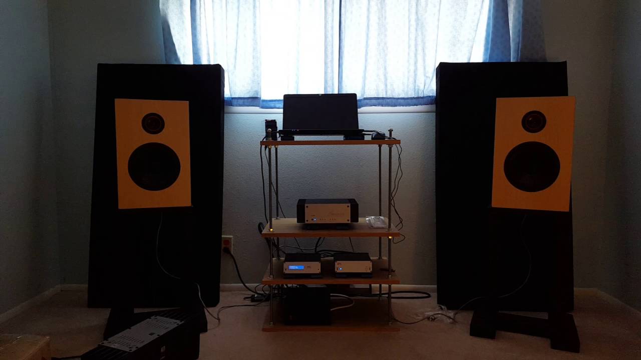TEST VIDEO Benchmark AHB2 with Gieseler Audio Klein DAC & Preamp