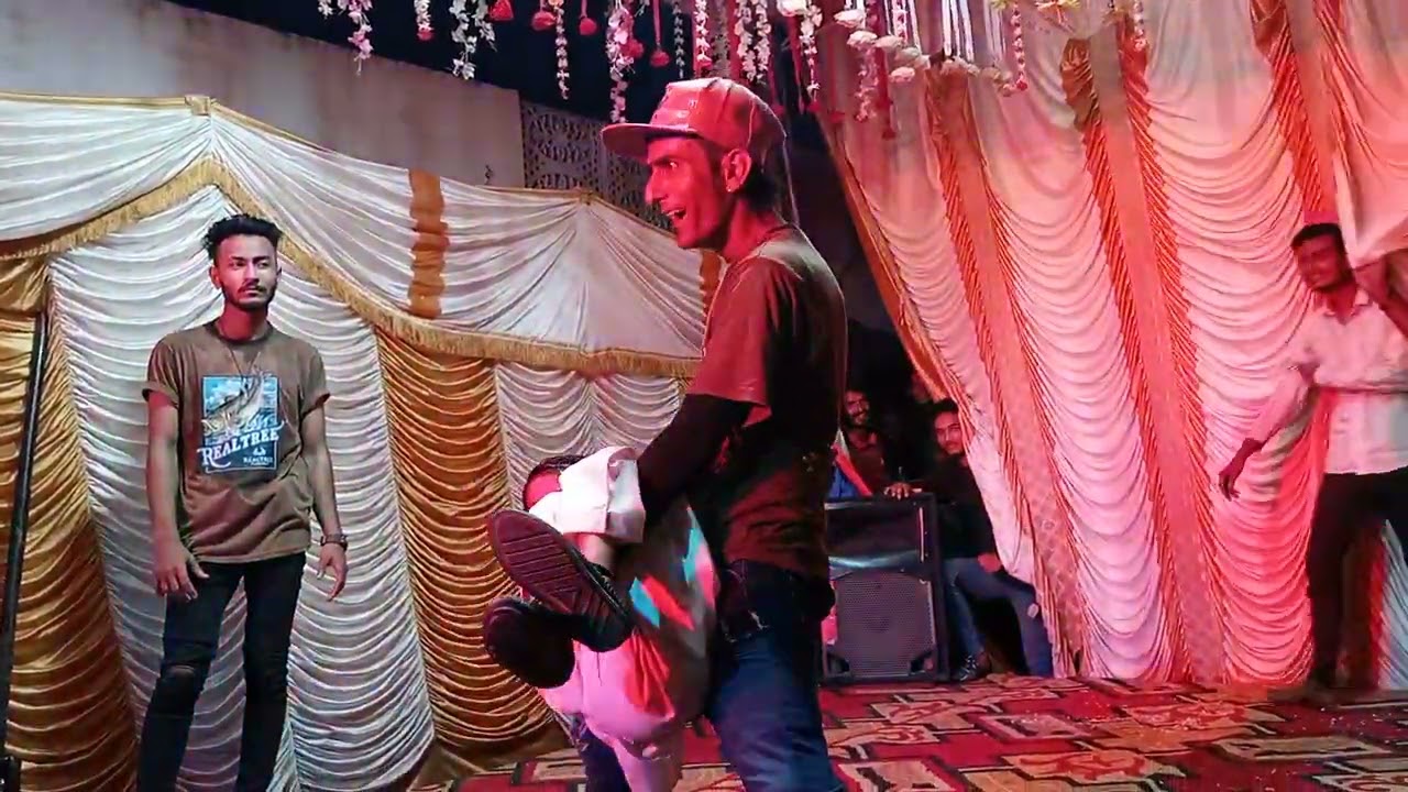 New Khalnayak dance group funny performance😂😂😂😂😂