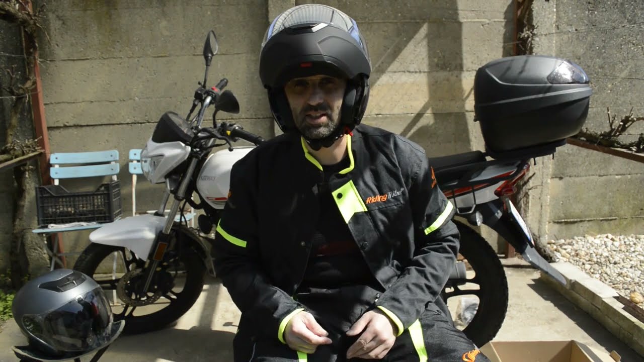 Crivit Motoros Bukósisak ( Lidl , Delta-Sport  Gmbh ) Flip-Up Helmet