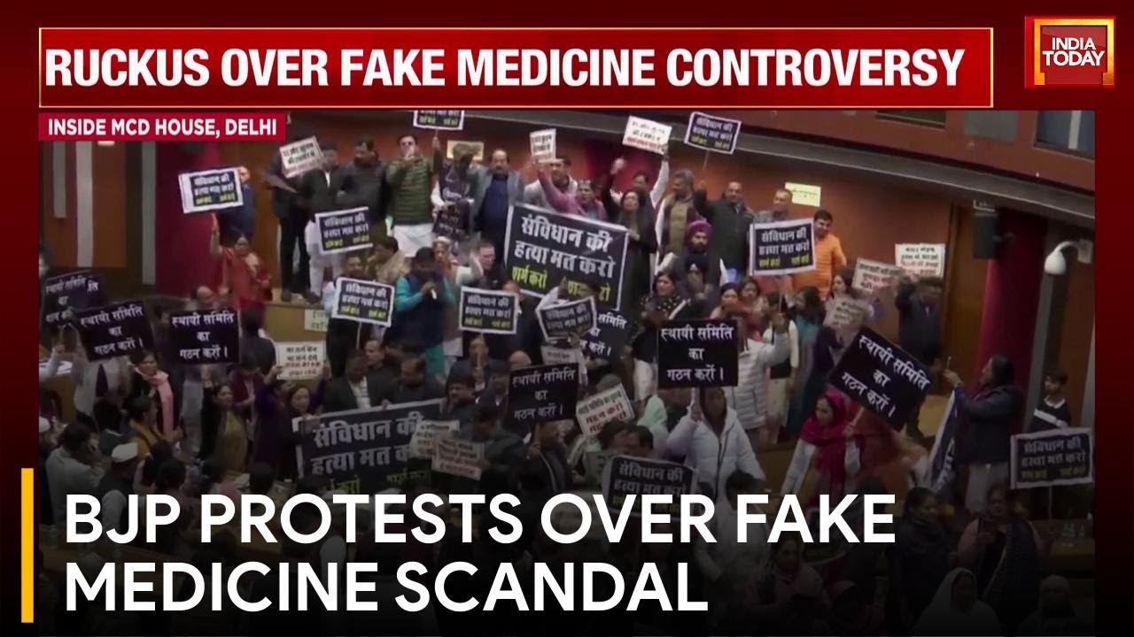 Delhi Civic Centre Ruckus: Fake Medicine Controversy Ignites Political War | BJP Vs AAP
