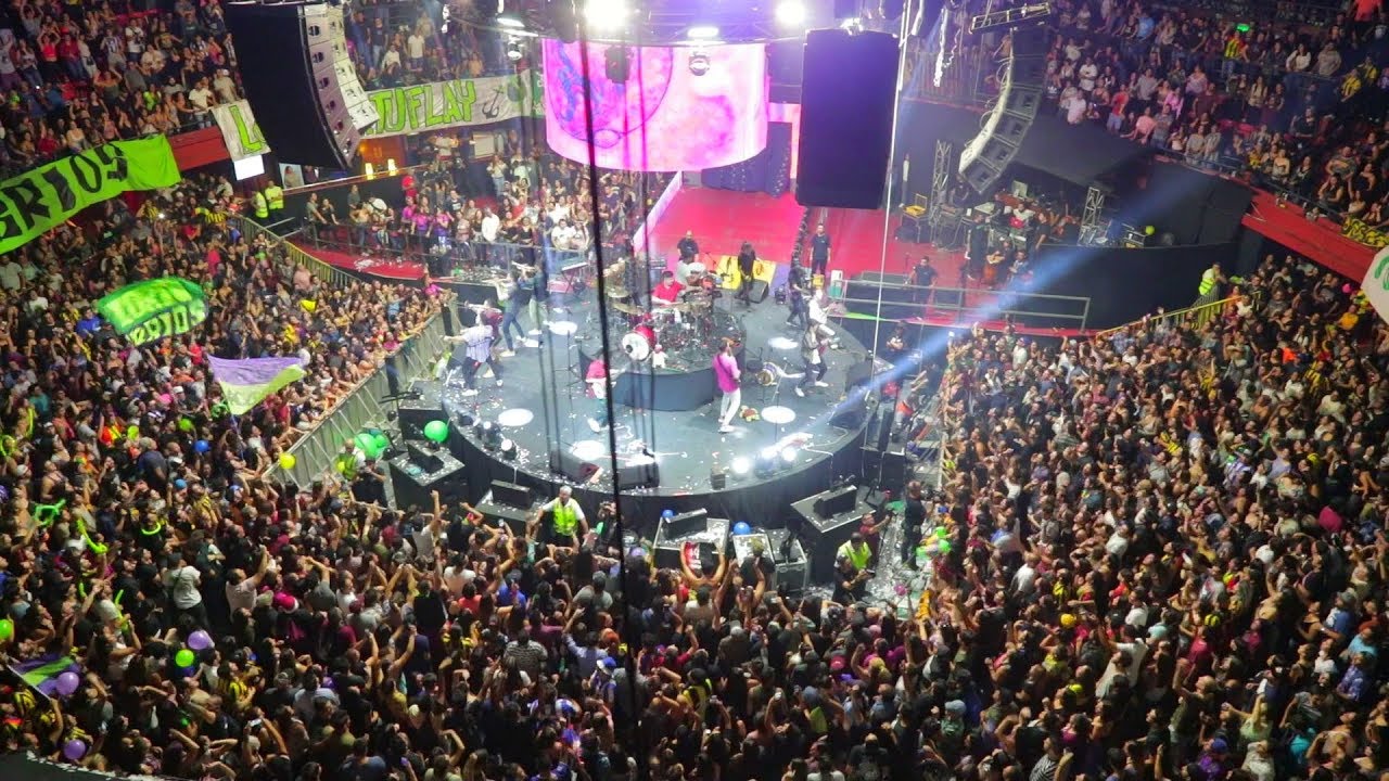 La Combo Tortuga - Cabez&oacute;n (en vivo)