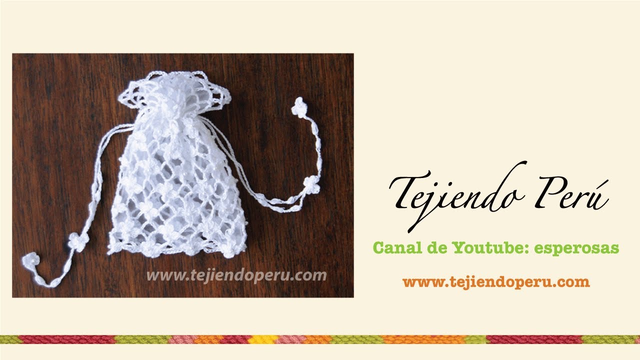 Bolsito para Primera comunión tejida a crochet (punto red de flores margaritas)