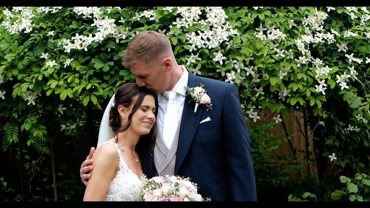 Wedding at Plum Park Manor | Elegant, Candid & Unobtrusive Film
