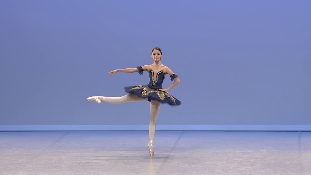 Carolyne Galvao, 303 - Prize Winner - Prix de Lausanne 2018, classical