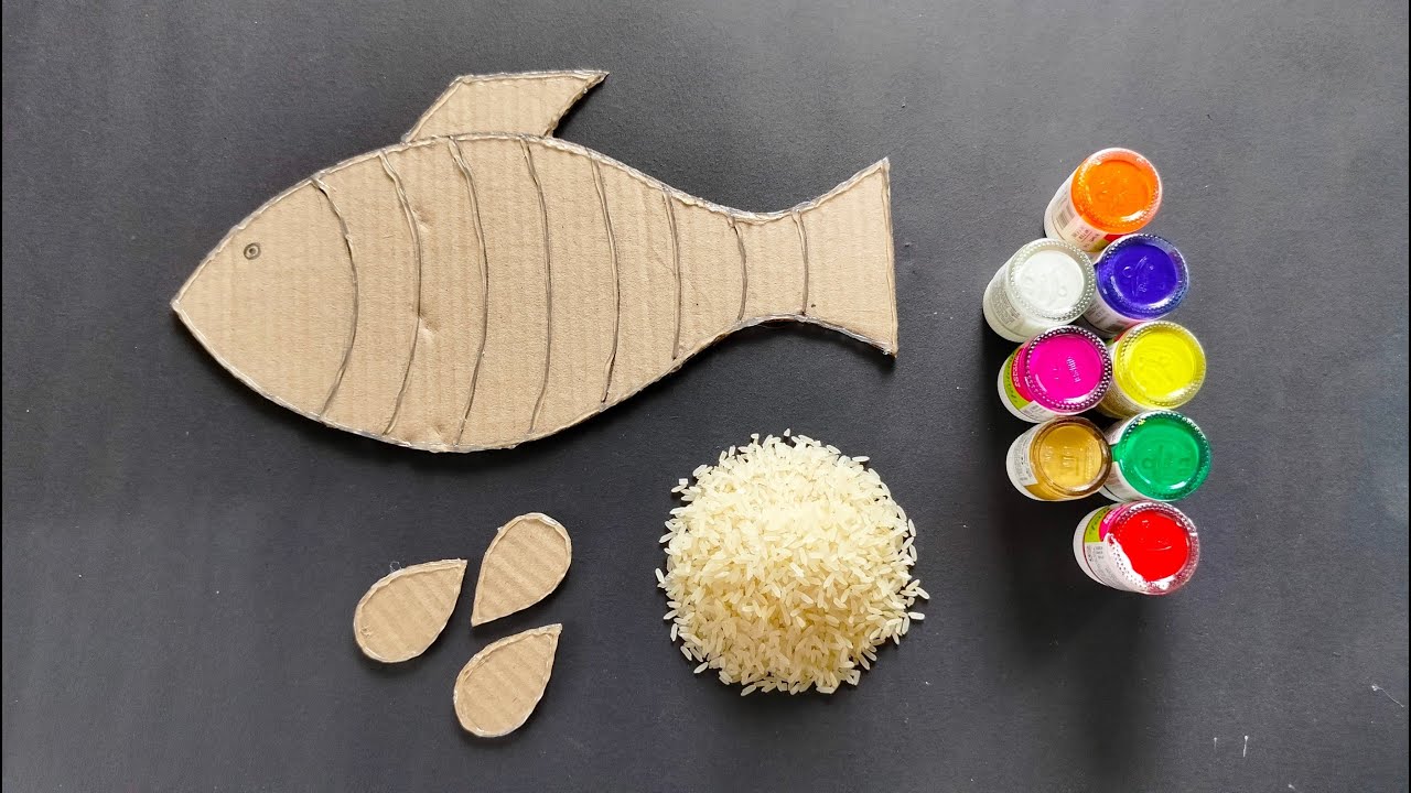 Diy fish wall hanging craft ideas using rice and cardboard|| Best out of waste cardboard