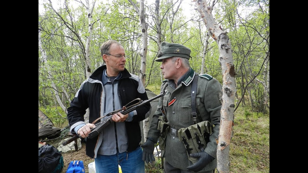 Unglaublich, da grinst mir doch der Adolf ins Gesicht   Gebirgsjäger Reenaction in der Thundra, Murm