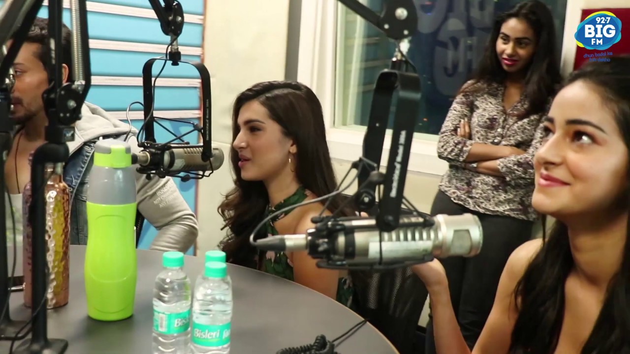 In-studio interview with the cast of Student of the year 2
