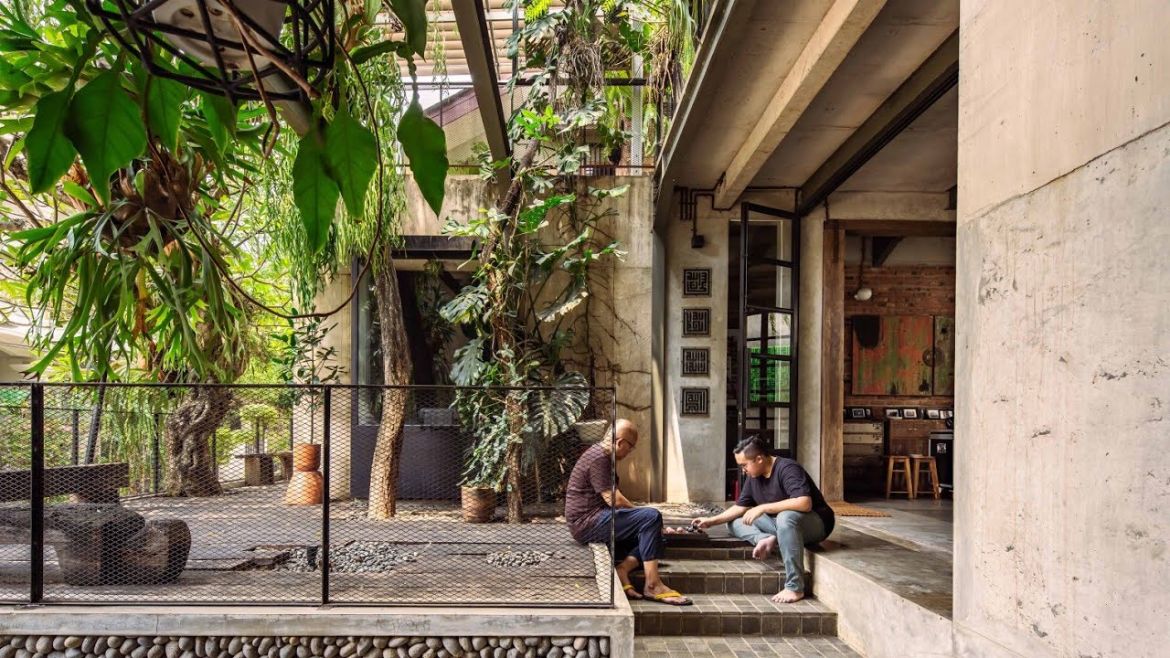 A Family's Tropical Garden Home With A Hanging Container Room | Indonesia