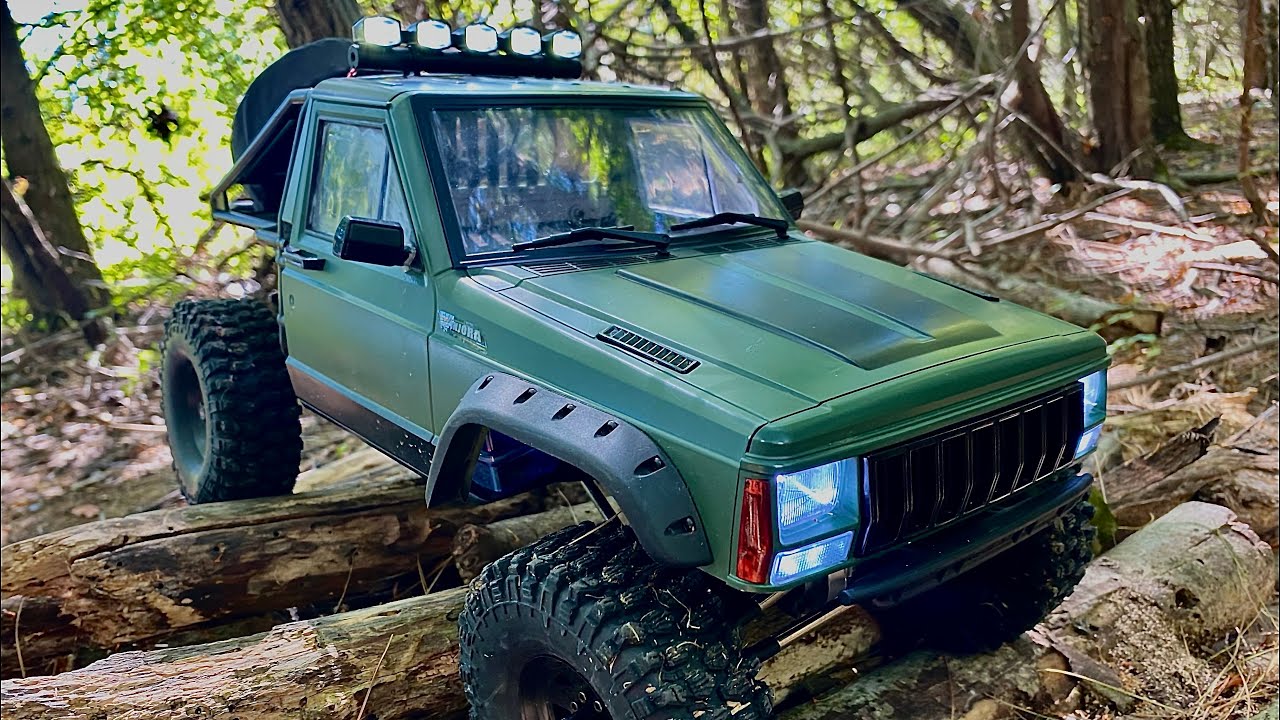 Redcat Ascent 10 hardbody cageback Jeep brushless fusion build on the trail couse.