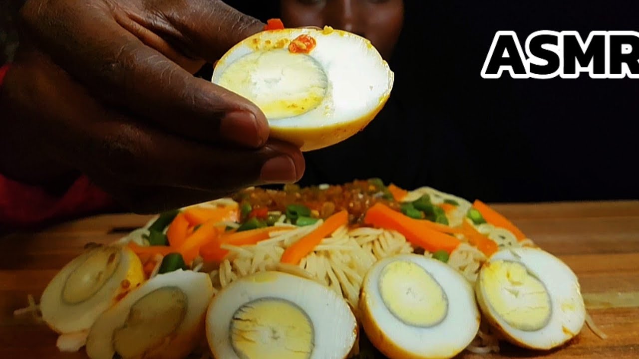ASMR EATING BOILED EGGS & VEGETABLE SPAGHETTI MUKBANG