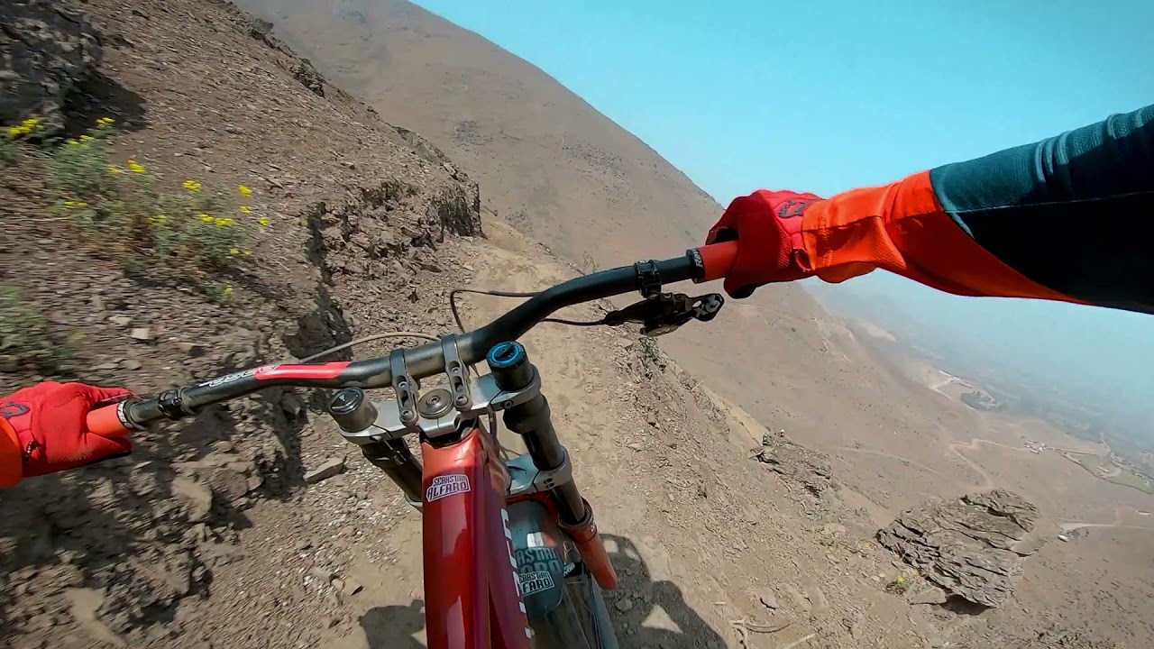 Pachacamac | Sebastian Alfaro