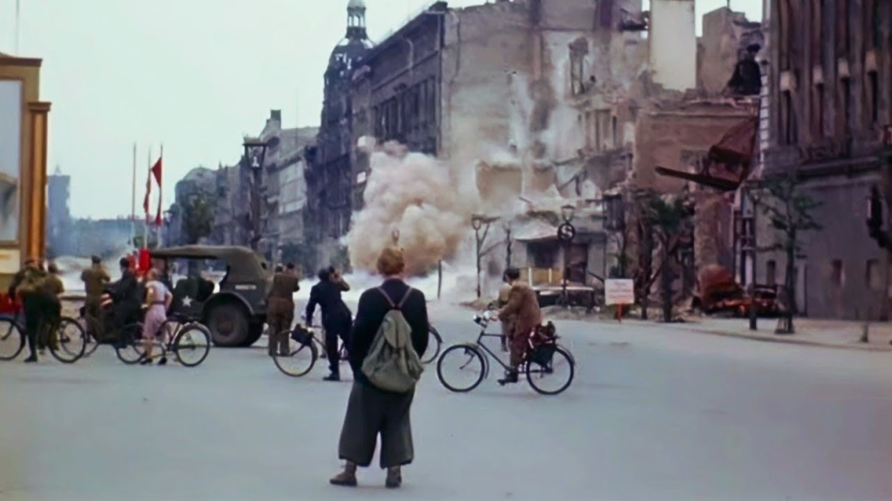 Viața în Germania După Căderea Naziștilor: Imagini Rare Color (1945–46)