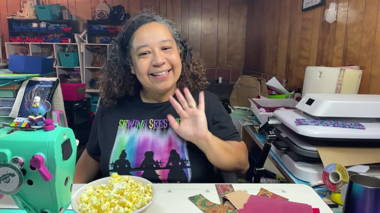 Making the Emily Tote by Moremeknow - No longer live
