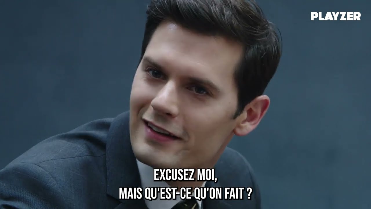 Au Service de la France - Tamponné, double tamponné - La série est dispo sur Playzer !