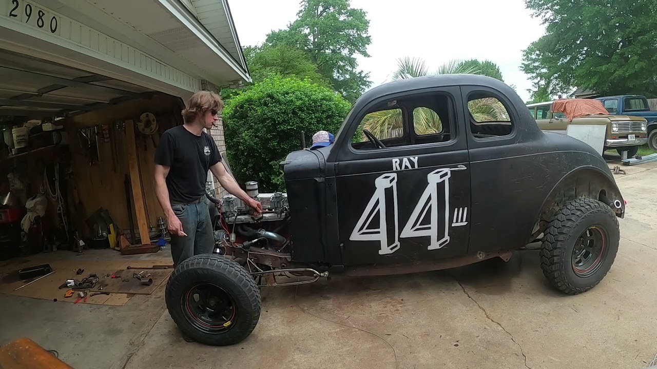 250 Chevy with Open Header and Flowmaster 50 Series