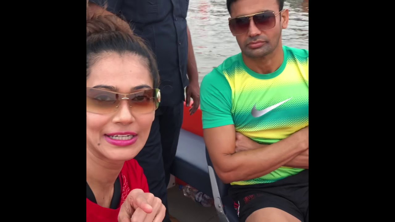 Kumbhmela में Payal Rohatgi और Sangram Singh 🙏