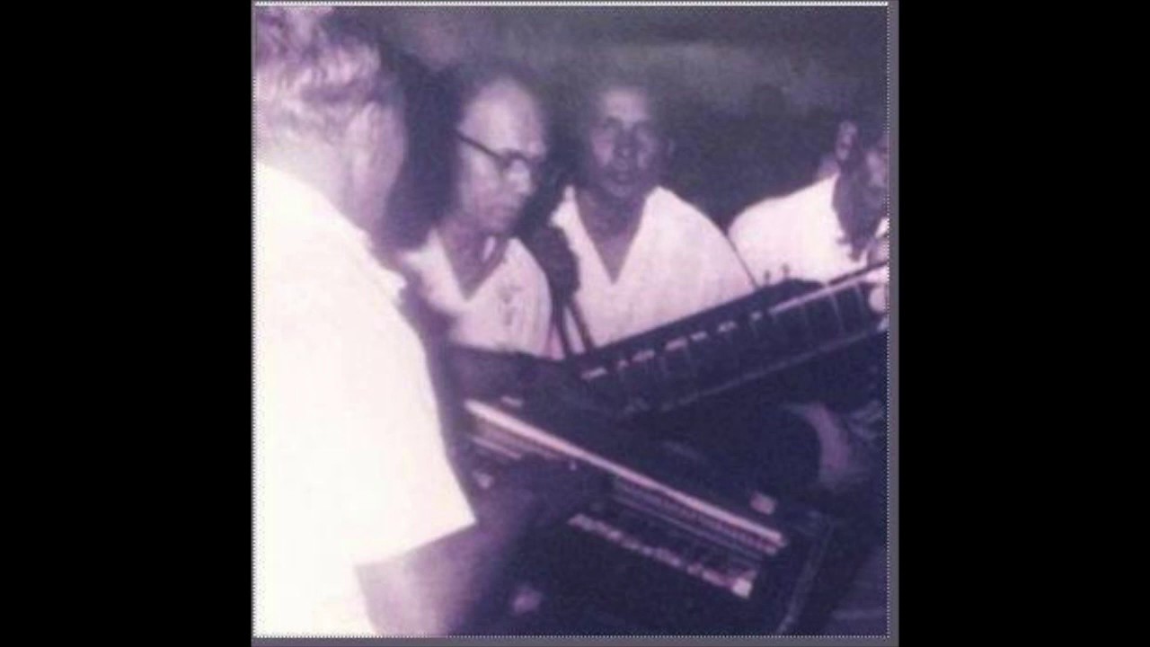 Balnain of Guyana singing a sohar (Guyanese Taan singing)